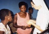 Misjonarki, które zmarły służąc ofiarom Eboli, w drodze na ołtarze