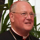 Kard. Timothy Dolan wzywa katolików do powrotu na niedzielne Msze św. w kościołach