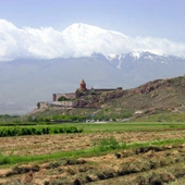 Ludobójstwo kulturowe. Zacieranie śladów ormiańskiego dziedzictwa w Karabachu