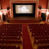 W pandemii długi kin i teatrów wzrosły o kilkadziesiąt procent