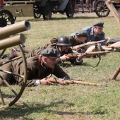 Na polach Ossowa odbyła się rekonstrukcja walk z sierpnia 1920 r.