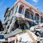 Wzrasta bilans trzęsienia ziemi na Haiti. Zniszczonych 70 proc. domów i połowa kościołów