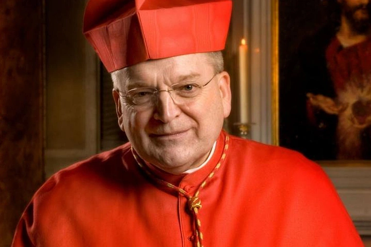 Pięciu kardynałów pyta papieża o synod, związki homoseksualne, kapłańtwo kobiet i sakrament spowiedzi