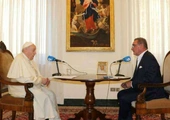 Papieski wywiad: korupcja w Watykanie, Msza łacińska, Afganistan i Chiny
