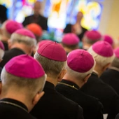 Watykan: w poniedziałek polscy biskupi rozpoczną wizytę ad limina