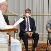 Pustoszejące seminaria we Włoszech i księża „globtroterzy”