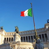 Włosi przeciwko indoktrynacji LGBT. Senat odrzucił ustawę