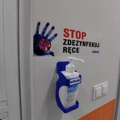 Do dezynfekcji rąk należy stosować preparaty biobójcze