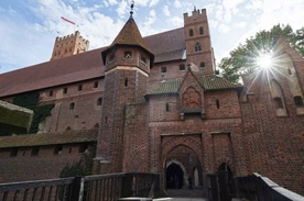 Ponad 390 tys. osób z 84 krajów odwiedziło w ubiegłym roku zamek krzyżacki w Malborku