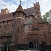 Ponad 390 tys. osób z 84 krajów odwiedziło w ubiegłym roku zamek krzyżacki w Malborku