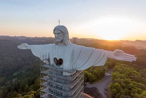 W Brazylii powstaje figura Jezusa większa niż górujący nad Rio de Janeiro Chrystus Zbawiciel