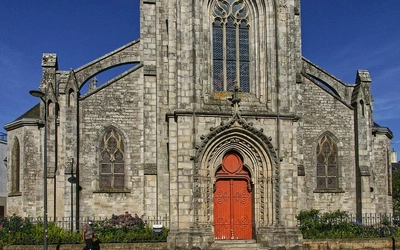 Francja chce lepiej chronić kościoły przed atakami