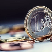 Połowa Francuzów ma „ambiwalentny stosunek do europejskiego pieniądza”