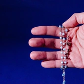 Pokojowa misja ze sznurem pereł w dłoni. Pokutna Krucjata Różańcowa w Austrii istnieje już 75 lat