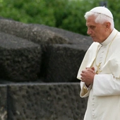 Abp Gänswein: Benedykt XVI zawsze jednoznacznie opowiadał się po stronie prawdy