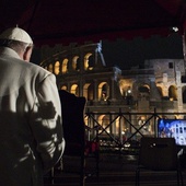 Droga Krzyżowa z Papieżem znów w Koloseum