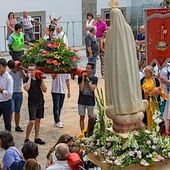 Hiszpańskie procesje spotkania Maryi ze zmartwychwstałym Jezusem