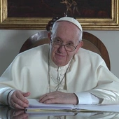 Papież: świat powinien oddychać pokojem
