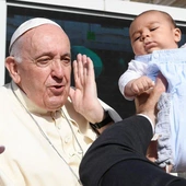 Papież: współczucie przemienia życie ludzi i wspólnot
