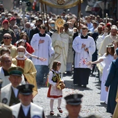 Centralna procesja Bożego Ciała w archidiecezji warszawskiej powróci na tradycyjną trasę
