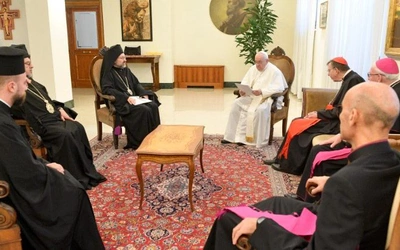 Papież do Patriarchatu Ekumenicznego: trzeba braterstwa, nie „kościelnej dyplomacji"
