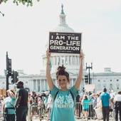 „Stoją po właściwej stronie historii”. Młode kobiety angażują się w ruch pro-life w USA
