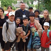 Romowie z Donbasu we Lwowie odkrywają katolicyzm