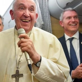 Franciszek: „Na razie nie myślę o rezygnacji, choć biorę pod uwagę taką możliwość”