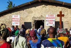 Mozambik: ponad 600 zakładników Państwa Islamskiego odzyskało wolność