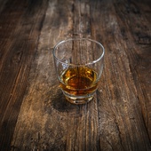 Księża alkoholicy – jak wygląda ich terapia i walka z uzależnieniem? 