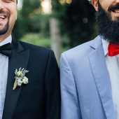 Szwedzcy pastorzy, którzy nie chcą błogosławić małżeństw jednopłciowych, stracą pracę?
