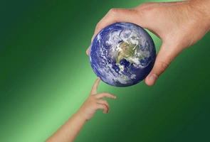 „Powinniśmy stać się ambasadorami naszej planety”. Młodzi w Asyżu wypracowują pakt na rzecz przyszłości