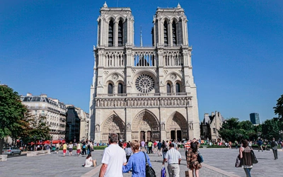 Francja: ujawnienie nadużyć bolesnym ciosem, ale Kościół się zmienił