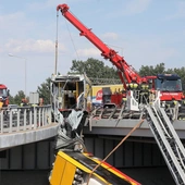 Warszawa: 7 lat więzienia dla kierowcy autobusu za spowodowanie śmiertelnego wypadku na moście Grota-Roweckiego