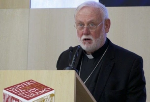 Abp Gallagher: Stolica Apostolska i Papież gotowi do podjęcia mediacji