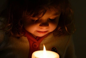 Włoskie dzieci zapalają „światełko dla Ukrainy”