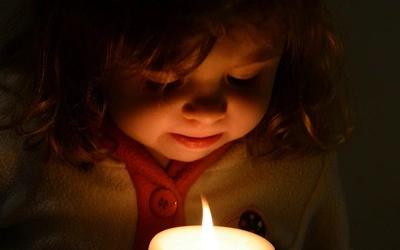 Włoskie dzieci zapalają „światełko dla Ukrainy”