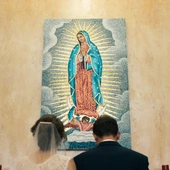 Pomóż przyszłym rodzicom przyjąć bezcenny dar życia ich dziecka! Matka Boża z Guadalupe – opiekunka nienarodzonych