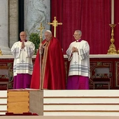 Watykan: trwa Msza św. pogrzebowa papieża seniora Benedykta XVI