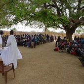 Sudan Płd.: młodzi idą pieszo do stolicy na spotkanie z papieżem