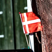 Dania rezygnuje z narodowego Dnia Modlitwy, woli Judaszowe srebrniki