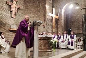Od 40 lat młodzi ewangelizują w centrum Watykanu