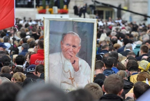 Ks. Łukasz Nycz: bez miłości do prawdy i do osoby świętego Jana Pawła II argumenty nie będą skuteczne