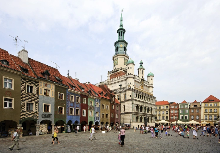 CBOS: Polacy podzieleni w ocenie Kościoła w Polsce 