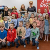 Pierwsze Damy Polski i Ukrainy z wizytą w Caritasie. Pomoc otrzymało już 2 mln Ukraińców