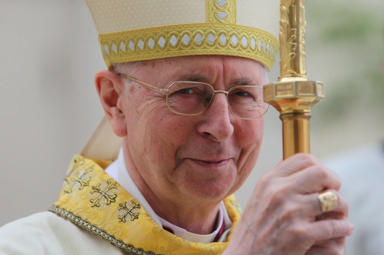 Przewodniczący Episkopatu na Wielkanoc: Idźmy z radością na spotkanie Zmartwychwstałego Pana