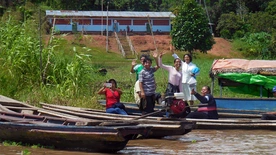 „Tam spotykałam dzisiejszych ukrzyżowanych”. Jak wygląda misja wśród rzek peruwiańskiej Amazonii?