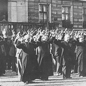 Dr Derewenda: polscy duchowni w czasie II wojny oddawali życie za wartości, których nauczali