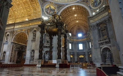 Watykan: Msza św. ekspiacyjna w bazylice św. Piotra za profanację dokonaną przez Rosjanina