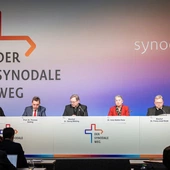Czterej niemieccy biskupi: plan zainstalowania „komitetu synodalnego” jest sprzeczny z wyraźną instrukcją papieża